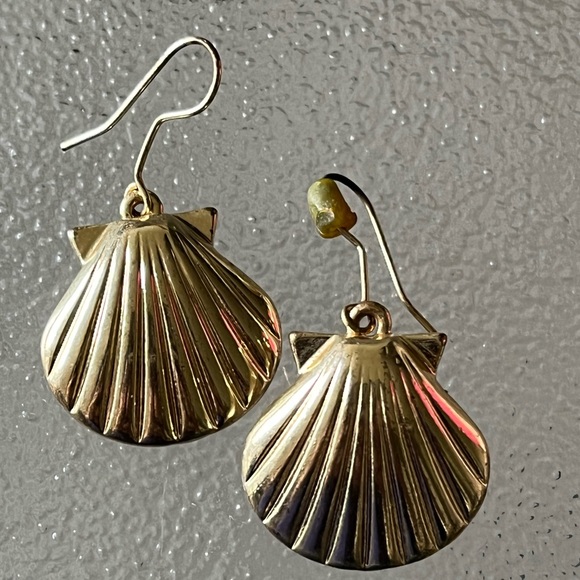 Jewelry - Beautiful vintage earrings